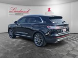Used 2019 Lincoln Nautilus Reserve image 3