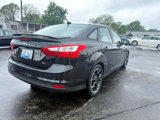 Used 2012 Ford Focus SE w/ SE Sport Pkg image 4