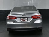 Used 2019 Toyota Camry LE image 5