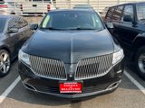 Used 2013 Lincoln MKT AWD image 2