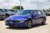 Used 2024 Hyundai Elantra SEL w/ Convenience Package image 3