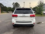 Used 2018 Jeep Grand Cherokee Laredo image 4