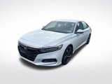 Used 2019 Honda Accord Sport image 3