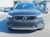 Used 2019 Volvo XC40 T5 Momentum image 3