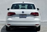 Used 2017 Volkswagen Jetta SE image 5