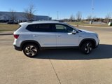 New 2024 Volkswagen Taos SE image 6