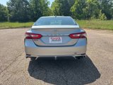 Used 2019 Toyota Camry SE image 2