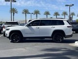 Used 2023 Jeep Grand Cherokee L Laredo image 3