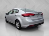 Used 2017 Kia Forte LX image 3