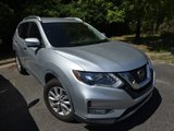 Used 2018 Nissan Rogue SV w/ Premium Package image 2