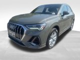 Certified 2022 Audi Q3 2.0T Premium Plus w/ Premium Plus Package image 3
