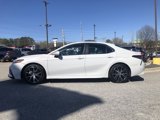 Used 2022 Toyota Camry SE image 5