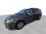 Used 2022 Chrysler Pacifica Limited image 4