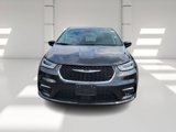 Used 2023 Chrysler Pacifica Touring-L image 2