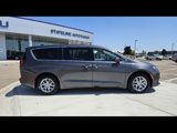 Used 2022 Chrysler Voyager LX image 2