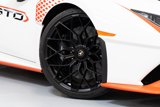 Used 2024 Lamborghini Huracan STO image 2