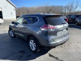 Used 2015 Nissan Rogue SV w/ SV Premium Package image 4