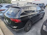 Used 2022 Volkswagen Tiguan SE w/ Panoramic Sunroof Package image 4