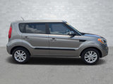 Used 2013 Kia Soul + image 4