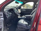 Used 2014 Ford Explorer XLT w/ Equipment Group 202A image 5