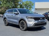 Used 2022 Kia Sorento LX image 2