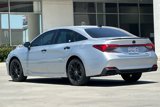 Used 2022 Toyota Avalon XSE image 4