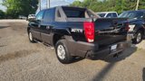 Used 2006 Chevrolet Avalanche Z66 w/ Sun And Sound Package image 2