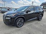 Used 2024 Nissan Rogue SV image 2