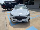 Used 2019 Ford Fusion SE image 3