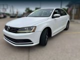 Used 2018 Volkswagen Jetta SE image 3