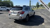 Used 2017 Subaru Outback 3.6R Limited image 3