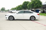 Used 2020 Honda Accord Touring image 2