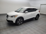 Used 2020 Nissan Kicks SV image 2