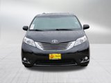 Used 2016 Toyota Sienna XLE image 2