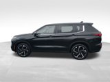 Used 2023 Mitsubishi Outlander SE image 5