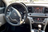Used 2017 Hyundai Elantra SE image 5