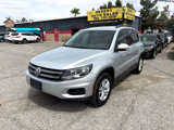 Used 2017 Volkswagen Tiguan S image 2