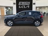 Used 2020 Volvo XC40 T5 Momentum image 4