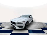 Used 2020 Volvo S60 T6 Momentum image 5