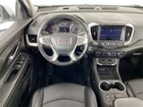 Used 2022 GMC Terrain SLT image 3