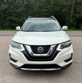 Used 2018 Nissan Rogue SV image 2