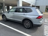 Used 2021 Volkswagen Tiguan SE w/ Panoramic Sunroof Package image 4