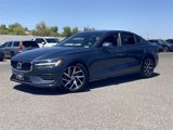 Used 2020 Volvo S60 T5 Momentum image 2