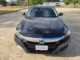 Used 2018 Honda Accord Touring image 3