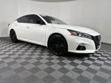 Used 2022 Nissan Altima 2.5 SR w/ Midnight Edition Package image 2
