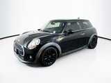 Used 2017 MINI Cooper 2-Door Hardtop image 3