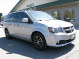 Used 2019 Dodge Grand Caravan GT image 2