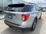 Used 2022 Ford Explorer XLT w/ Equipment Group 202A image 6