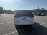 Used 2017 Chrysler Pacifica Limited image 5