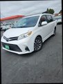 Used 2018 Toyota Sienna LE image 3
